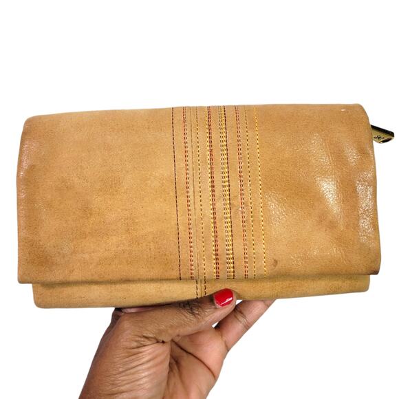 Hobo Keen Continental Wallet Tan Linear Stitch Wristlet Trifold Leather Clutch - Picture 1 of 16